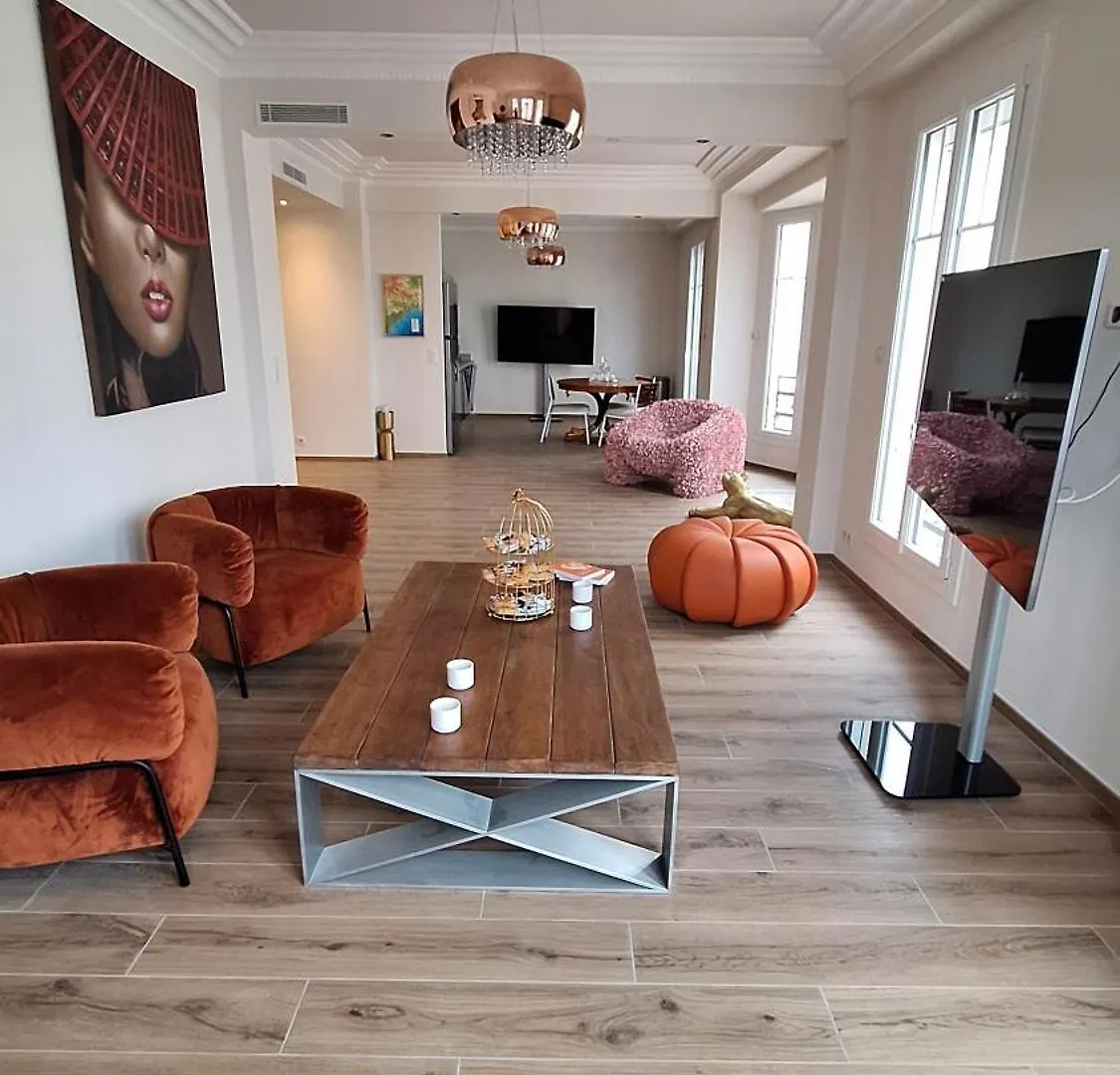 Luxueux 2 Chambres Et Luxueux 1 Chambre Vue Mer 500M Du Palais Des Festival Cannes 0*,  France